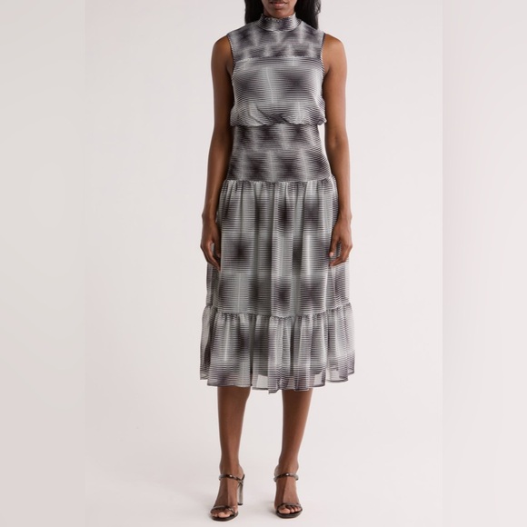 🆕 Area Stars Monochrome Sleeveless Midi Dress. NWT. - Picture 2 of 3